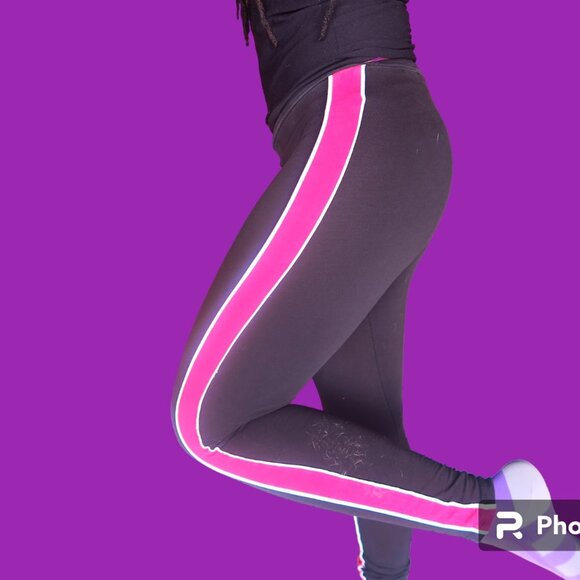 H&M divided tuxedo vertical striped leggings in black, red and white size small. - Picture 6 of 6